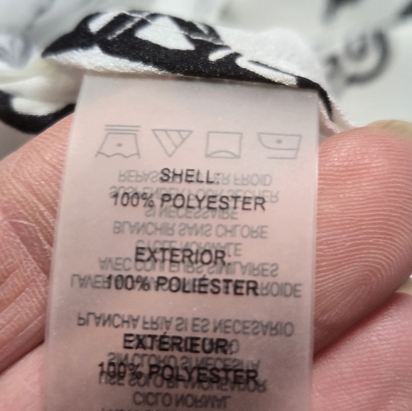 KARL LAGERFELD White Paris Print Button-Up Blouse. Size Medium - Picture 11 of 12